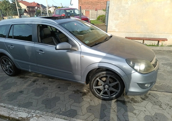 Opel Astra cena 10300 przebieg: 359300, rok produkcji 2007 z Olkusz małe 326